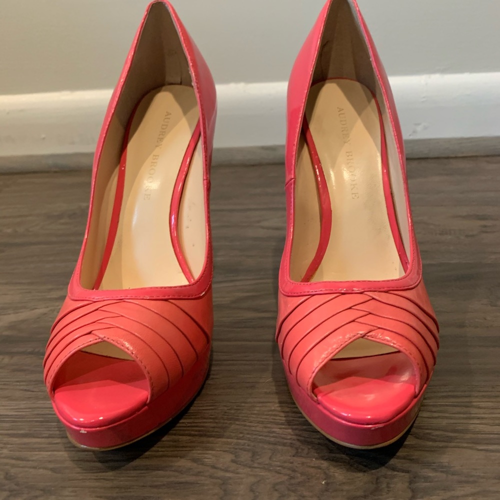 👠 AUDREY BROOKE HOT PINK SEXY HEELS 🔥 - Picture 4 of 6